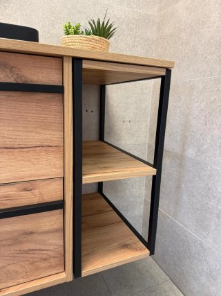 Mueble de baño de madera nuevo sin usar