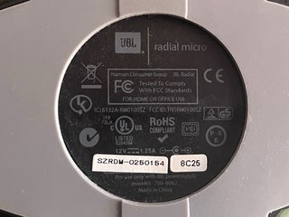 Altavoz JBL Radial Plata y Negro