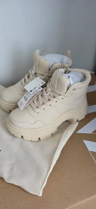 Botines Zara Beige Talla 31