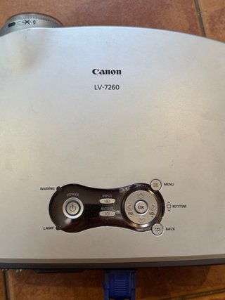 Proyector Canon LV-7260