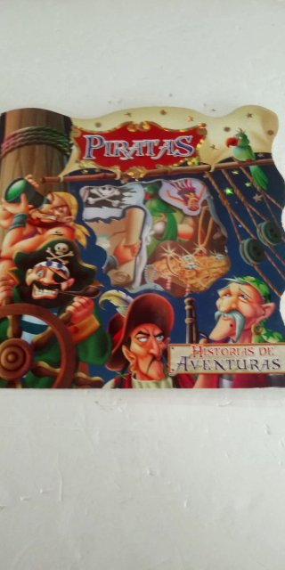 Lote 5 libros de piratas infantiles