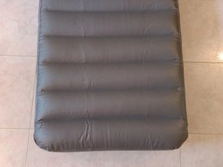Colchón hinchable azul de 80