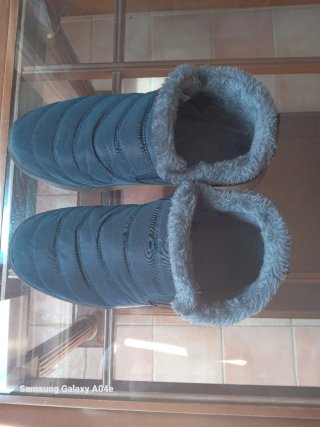 Zapatos negros y grises talla 41