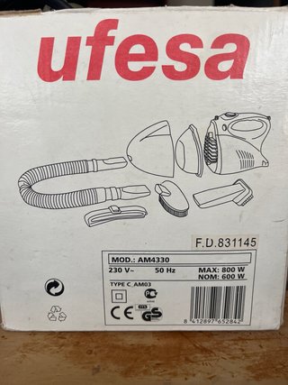 Aspiradora de mano Ufesa 800W