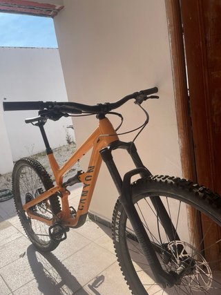 Bici Montaña Canyon Naranja (Casi Nueva)