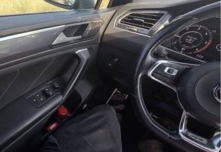 Volkswagen Tiguan R-Line 2.0 TDI DSG 150 CV · FULL