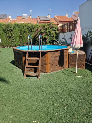 Piscina de madera