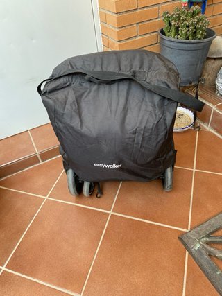Silla de paseo ligera con funda como nueva