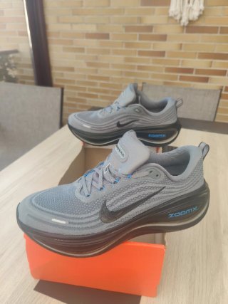 Nike Vomero Plus 46