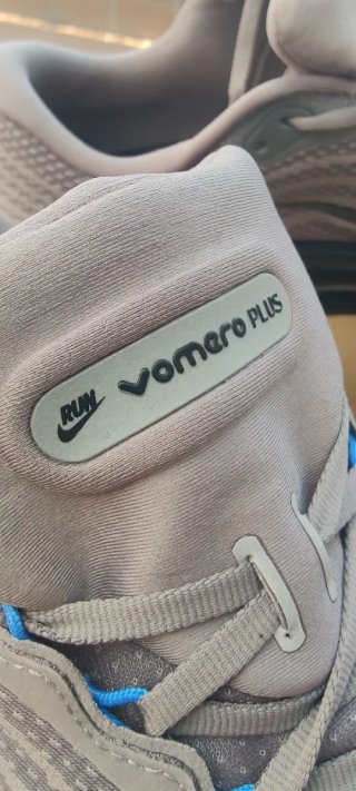 Nike Vomero Plus 46