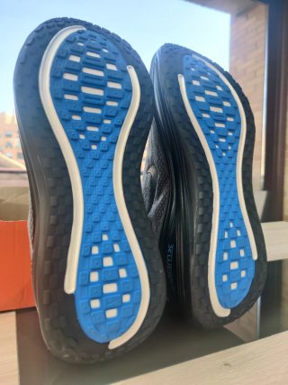 Nike Vomero Plus 46