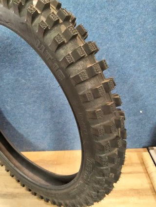 Neumático Moto Pirelli MT16 80/100-21 51R