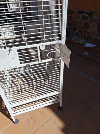 Jaula grande para loros
