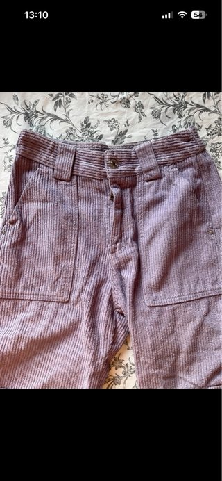 Pantalón de pana morado ancho