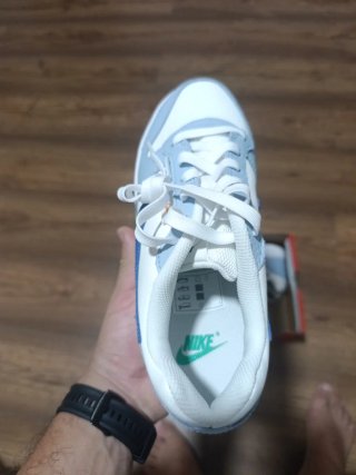 Zapatillas Nike Blancas y Azules Nuevas