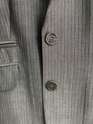 Traje de chaqueta y pantalón gris