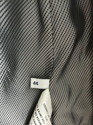 Traje de chaqueta y pantalón gris