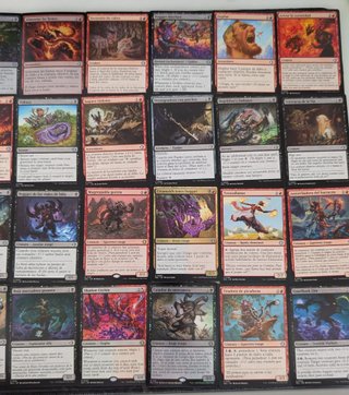 Larva, matriarca mítica - MTG Carta