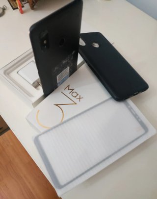 Móvil Xiaomi Mi Max 3 negro 4GB 64GB casi nuevo.