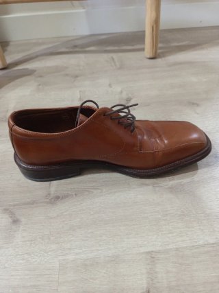 Scarpe eleganti in pelle marrone