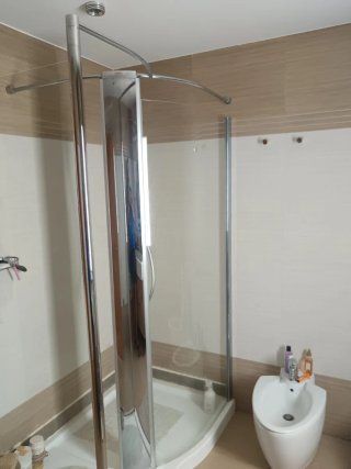 Ducha hidromasaje Jacuzzi