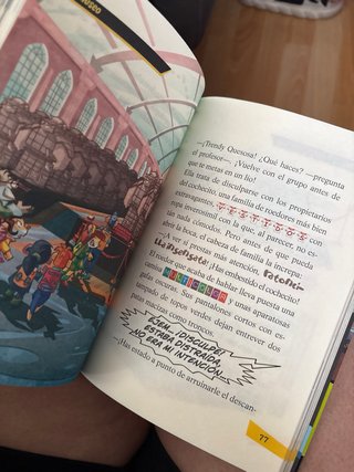 La trampa de los superdinosaurios Superhéroes 5