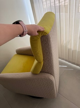 Sillón reclinable y giragiratode tela