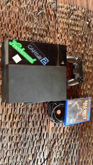 PS4 (PlayStation 4) Nera + Call of Duty BO3