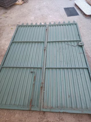 Puerta Garaje Abatible Parcela Cochera
