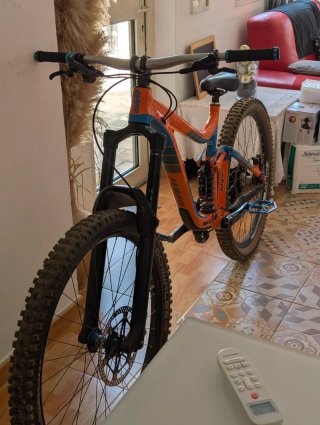 ESCUCHO OFERTAS Bicicleta Enduro Giant Reign 1.5