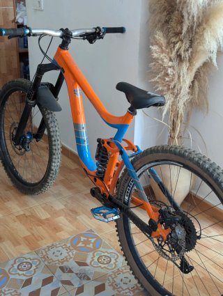 ESCUCHO OFERTAS Bicicleta Enduro Giant Reign 1.5