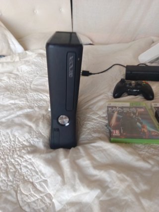 Xbox 360 4GB Kinect Ready