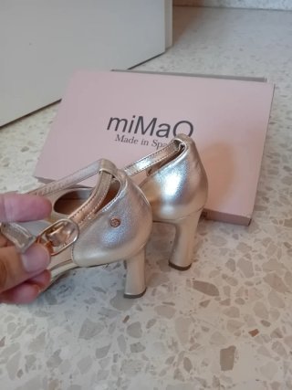 Zapatos de tacón dorados MiMao
