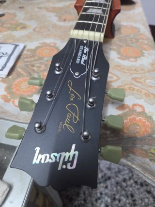 GIBSON LES PAUL Réplica sin usar