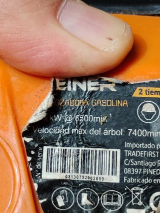 Motor desbrozadora naranja