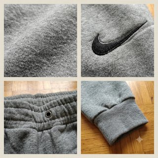 Pantalón Nike Gris Talla M