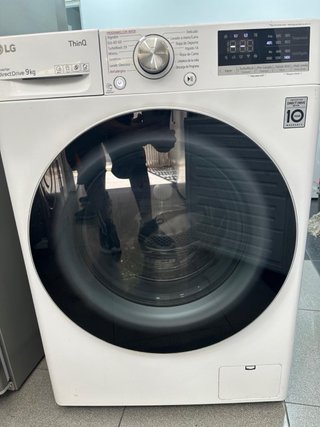 Lavadora LG ThinQ con Vapor