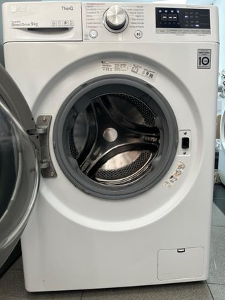 Lavadora LG ThinQ con Vapor