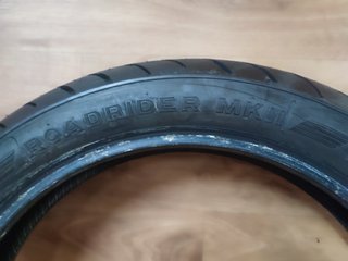 Neumático Avon Roadrider 120/80 17 Delantero