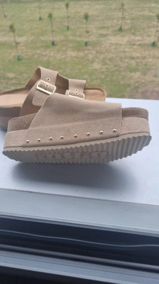 Sandalias Mustang Mujer Beige