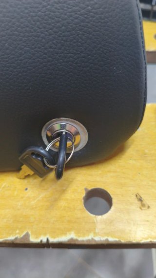 Asiento Derbi Variant Negro