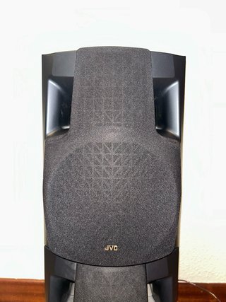 Altavoces JVC Negros funcionan perfectamente
