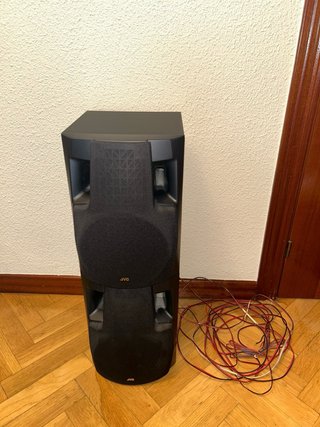 Altavoces JVC Negros funcionan perfectamente