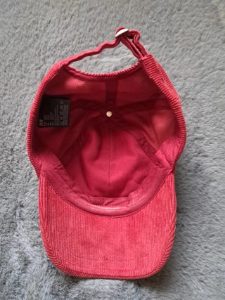 Cappellino H&M Velluto Rosso Ricamato