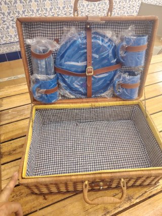 Maleta vintage mimbre con asa
