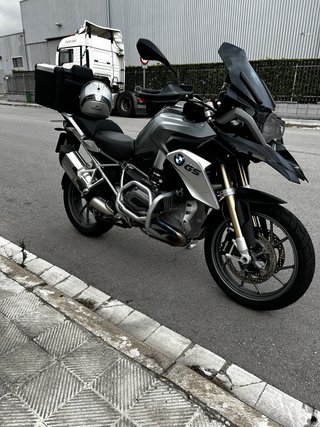 BMW R1200 GS Plata Negra modelo 2015.