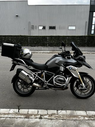 BMW R1200 GS Plata Negra modelo 2015.