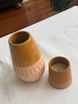 Conjunto diseño Jarrón y Vela de Cerámica