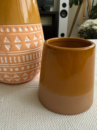 Conjunto diseño Jarrón y Vela de Cerámica