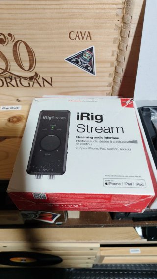 iRig Stream Interfaz Audio Streaming